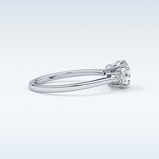 Elegant 1.03 CT Three Stones Engagement Ring Featuring Round Moissanite