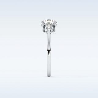 Elegant 1.03 CT Three Stones Engagement Ring Featuring Round Moissanite