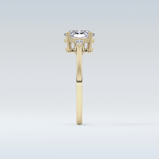 Elegant 1.0 CT Three Stones Engagement Ring Featuring Oval Moissanite
