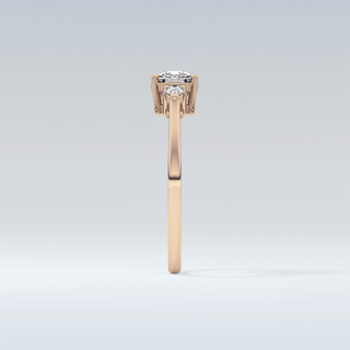 Elegant 0.95 CT Three Stones Engagement Ring Featuring Cushion Moissanite