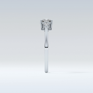 Elegant 0.95 CT Three Stones Engagement Ring Featuring Cushion Moissanite
