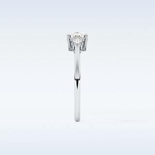 Elegant 0.95 CT Three Stones Engagement Ring Featuring Cushion Moissanite