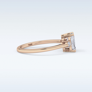Elegant 1.02 CT Three Stones Engagement Ring Featuring Emerald Moissanite