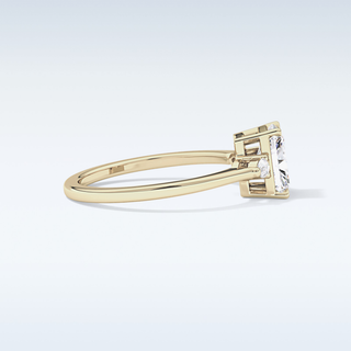 Elegant 1.21 CT Three Stones Engagement Ring Featuring Radiant Moissanite