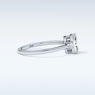 Elegant 1.21 CT Three Stones Engagement Ring Featuring Radiant Moissanite