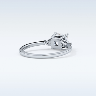 Elegant 1.04 CT Three Stones Engagement Ring Featuring Princess Moissanite