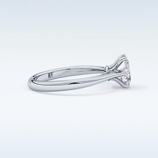 Stunning 1.0 CT Cathedral Solitaire Engagement Ring Featuring Oval Moissanite