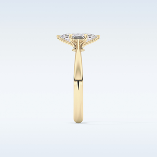 Stunning 0.82 CT Cathedral Solitaire Engagement Ring Featuring Marquise Moissanite