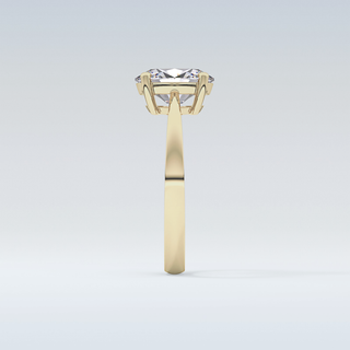 Stunning 1.67 CT Solitaire Engagement Ring Featuring Oval Moissanite