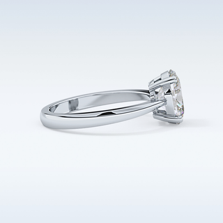 Stunning 1.67 CT Solitaire Engagement Ring Featuring Oval Moissanite