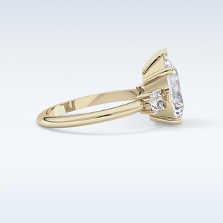 Elegant 2.84 CT Three Stones Engagement Ring Featuring Pear Moissanite