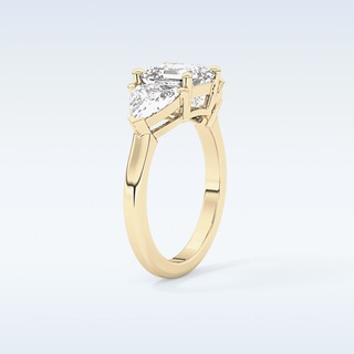 Elegant 1.78 CT Three Stones Engagement Ring Featuring Emerald Moissanite