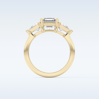 Elegant 1.78 CT Three Stones Engagement Ring Featuring Emerald Moissanite