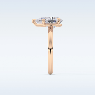 Stunning 2.84 CT Solitaire Engagement Ring Featuring Pear Moissanite