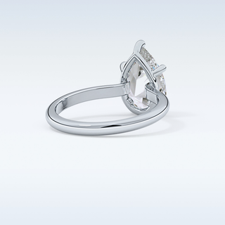 Stunning 2.84 CT Solitaire Engagement Ring Featuring Pear Moissanite