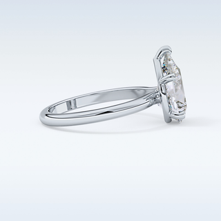 Stunning 2.84 CT Solitaire Engagement Ring Featuring Pear Moissanite