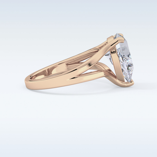 Stunning 3.15 CT Solitaire Engagement Ring Featuring Pear Moissanite