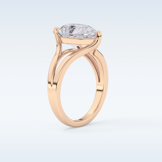 Stunning 3.15 CT Solitaire Engagement Ring Featuring Pear Moissanite