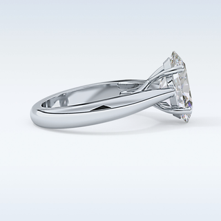 Stunning 3.09 CT Solitaire Engagement Ring Featuring Oval Moissanite