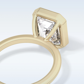 Beautiful 3.71 CT Solitaire Engagement Ring Featuring Emerald Moissanite