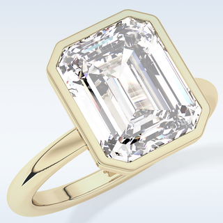 Beautiful 3.71 CT Solitaire Engagement Ring Featuring Emerald Moissanite