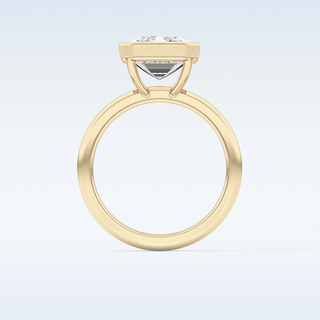 Beautiful 3.71 CT Solitaire Engagement Ring Featuring Emerald Moissanite