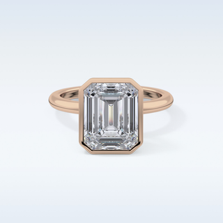 Beautiful 3.71 CT Solitaire Engagement Ring Featuring Emerald Moissanite