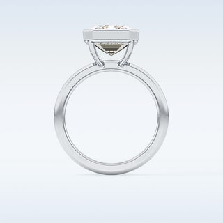 Beautiful 3.71 CT Solitaire Engagement Ring Featuring Emerald Moissanite