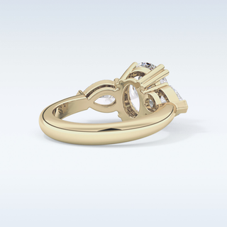 Elegant 2.42 CT Three Stones Engagement Ring Featuring Oval Moissanite