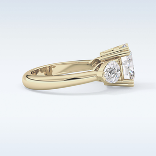 Elegant 2.42 CT Three Stones Engagement Ring Featuring Oval Moissanite