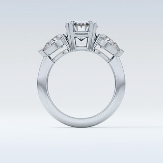 Elegant 2.42 CT Three Stones Engagement Ring Featuring Oval Moissanite