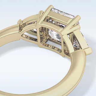 Elegant 1.78 CT Three Stones Engagement Ring Featuring Emerald Moissanite