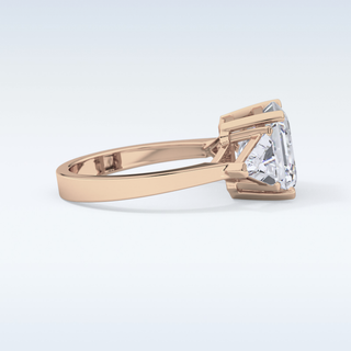 Elegant 3.78 CT Three Stones Engagement Ring Featuring Emerald Moissanite