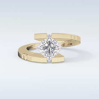 Stunning 2.07 CT Solitaire Engagement Ring Featuring Princess Moissanite