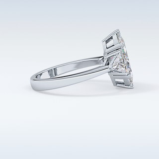 Elegant 1.79 CT Three Stones Engagement Ring Featuring Marquise Moissanite