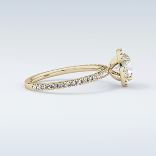 Elegant 0.72 CT Halo & Pave Engagement Ring Featuring Round Moissanite