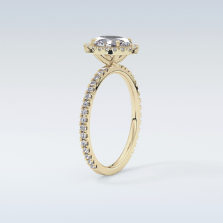 Elegant 0.91 CT Halo & Pave Engagement Ring Featuring Oval Moissanite