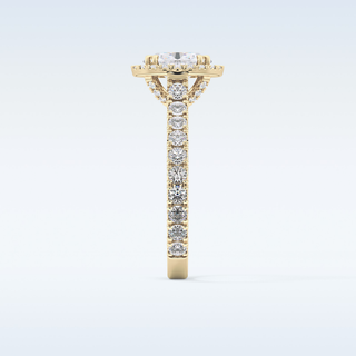 Elegant 0.93 CT Halo & Pave Engagement Ring Featuring Oval Moissanite