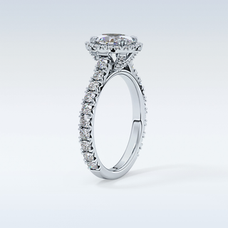 Elegant 0.93 CT Halo & Pave Engagement Ring Featuring Oval Moissanite