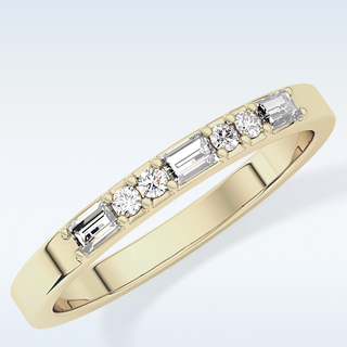 Beautiful Alternative Setting Wedding Band with 0.31 CT Round & Baguette Cut Moissanite