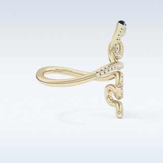 Beautiful Snake Wedding Band with 0.491 CT Round Cut Moissanite