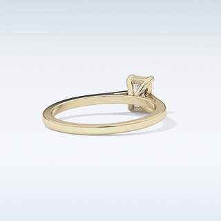 Stunning 0.66 CT Solitaire Engagement Ring Featuring Radiant Moissanite