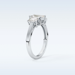 Elegant 1.02 CT Three Stones Engagement Ring Featuring Emerald Moissanite