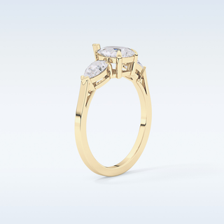 Elegant 0.81 CT Three Stones Engagement Ring Featuring Pear Moissanite