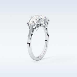 Elegant 1.04 CT Three Stones Engagement Ring Featuring Princess Moissanite