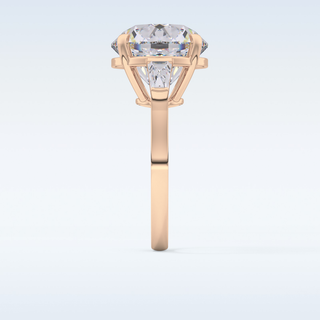 Elegant 7.49 CT Three Stones Engagement Ring Featuring Round Moissanite