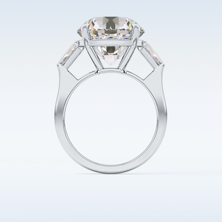 Elegant 7.49 CT Three Stones Engagement Ring Featuring Round Moissanite