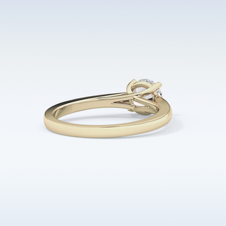 Stunning 0.86 CT Solitaire Engagement Ring Featuring Round Moissanite
