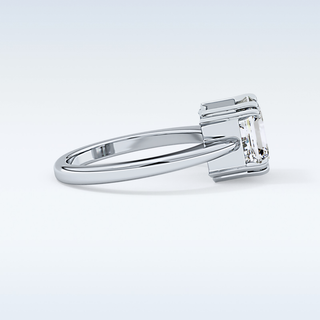 Stunning 2.9 CT Solitaire Engagement Ring Featuring Asscher Moissanite 2