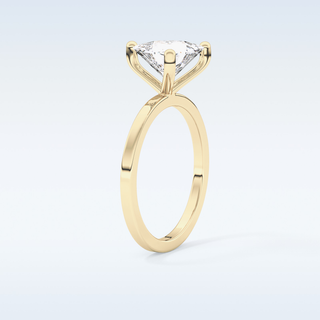 Stunning 2.7 CT Solitaire Engagement Ring Featuring Trillion Curved Moissanite